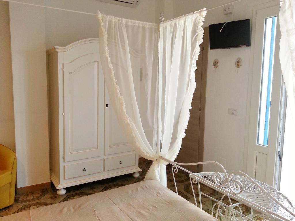 B&B Brezza Marina Torre Pali Bilik gambar